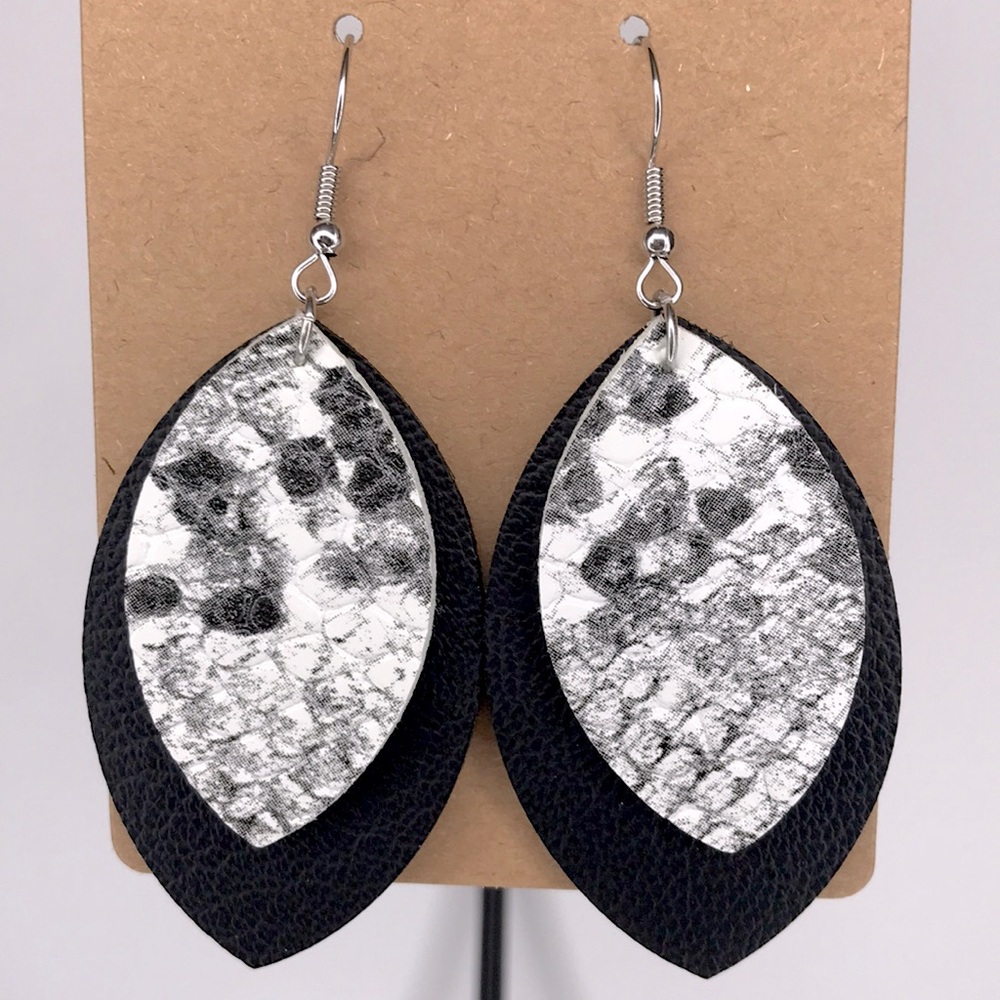 Faux Leather Dangle Earrings Snake Skin Pattern Fashion Jewelry - Picture 5 of 5